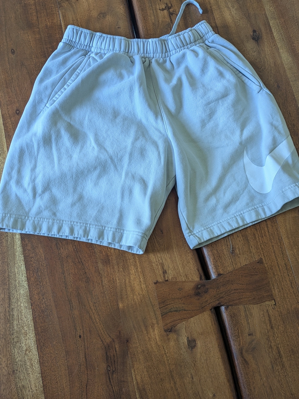 Nike Club Fleece Swoosh Graphic Shorts Athletic Shorts Beige